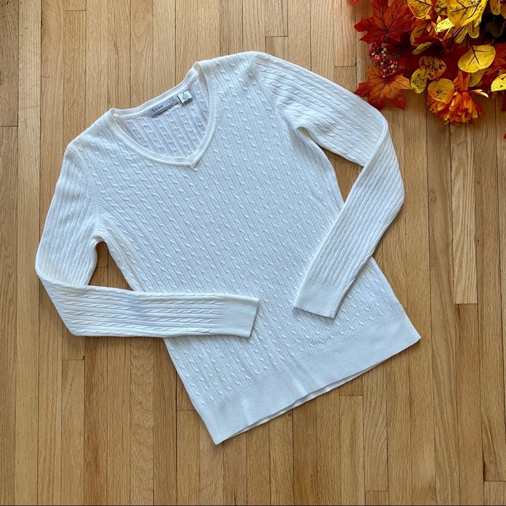 Luxe 360 White V-Neck Sweater Size S
